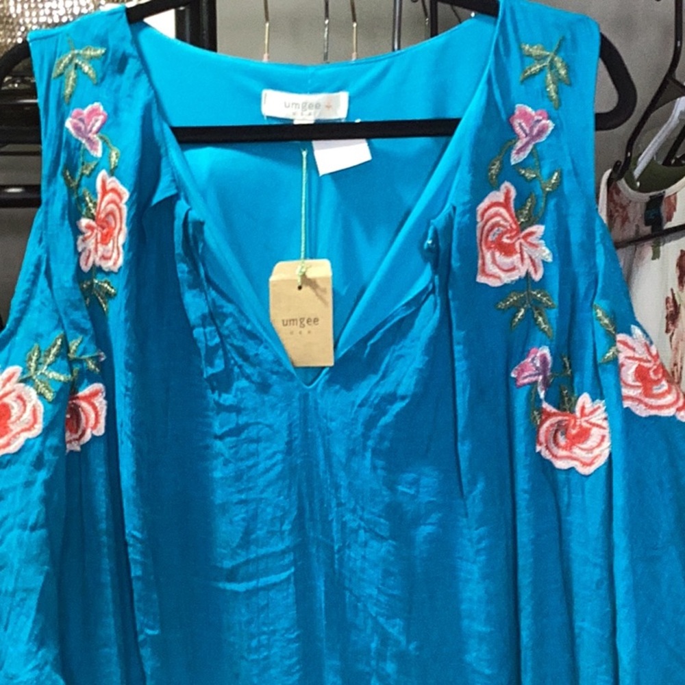 Umgee Teal Floral Embroidered V-Neck Tunic